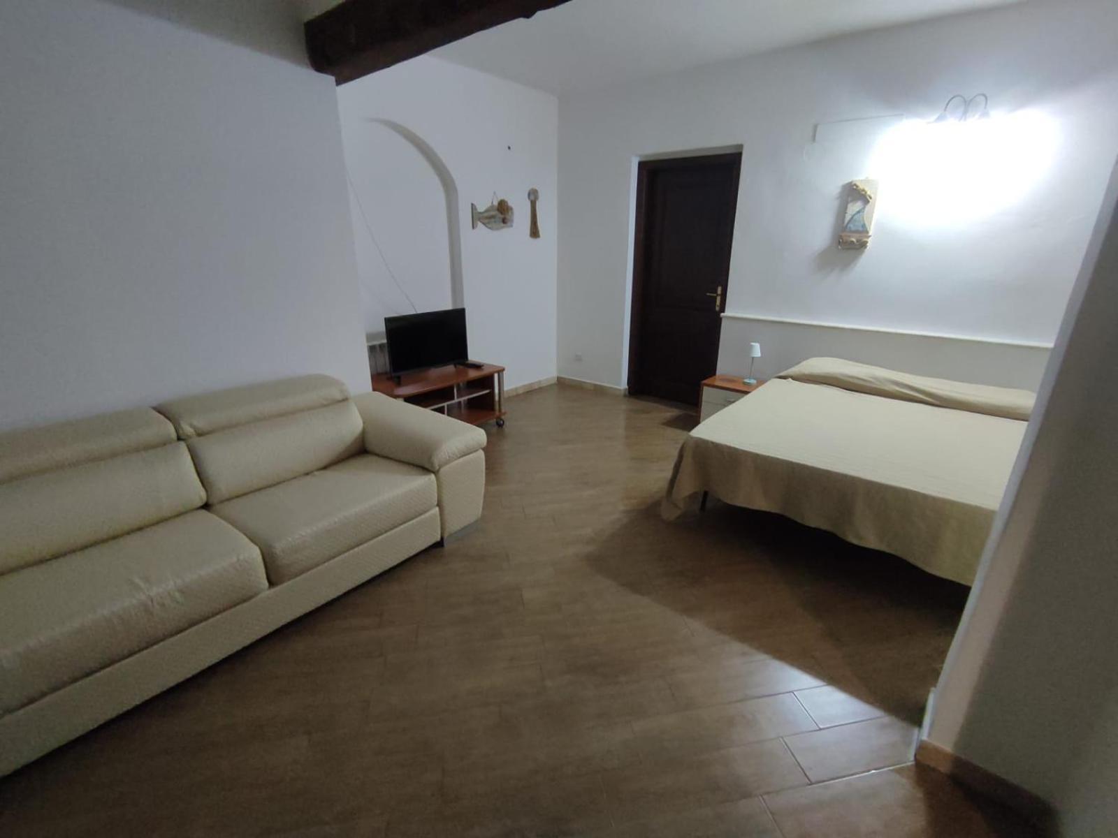 Appartamento Su Survaju Irgoli Exterior photo