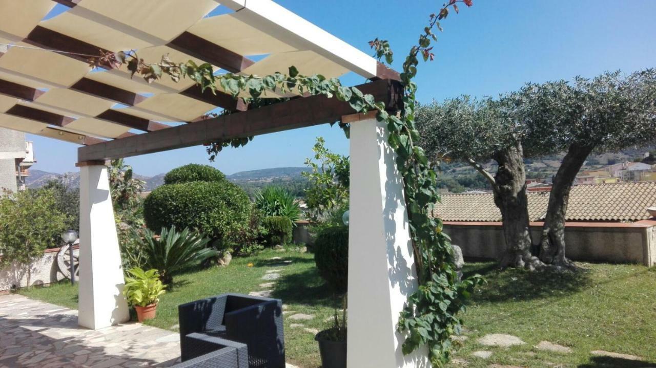 Appartamento Su Survaju Irgoli Exterior photo